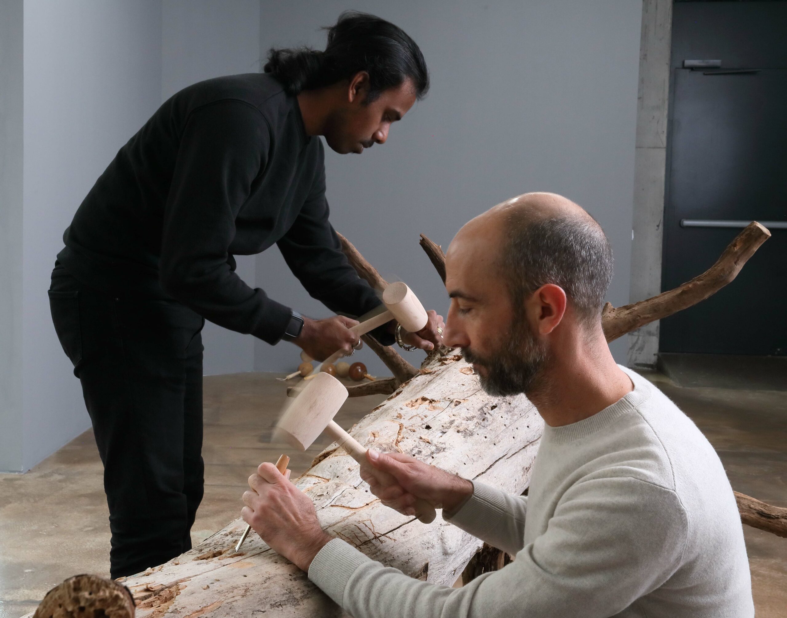 Edson Barrus Atikum et yann beauvais, "Imburaninha", vue de l’exposition, Ygrec-ENSAPC. ©Objets Pointus