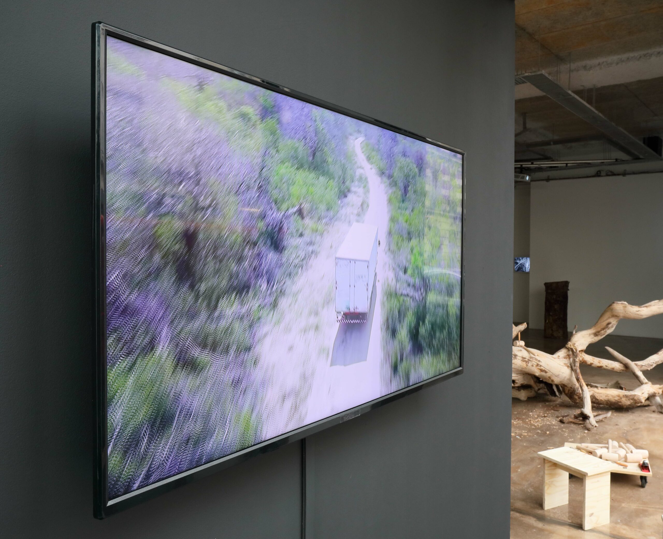 Edson Barrus Atikum et yann beauvais, "Imburaninha", vue de l’exposition, Ygrec-ENSAPC. ©Objets Pointus